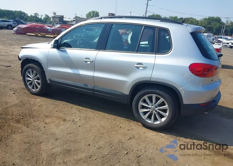 2018 Volkswagen Tiguan Limited 2.0T из США, поврежденный, VIN WVGAV7AX1JK004473